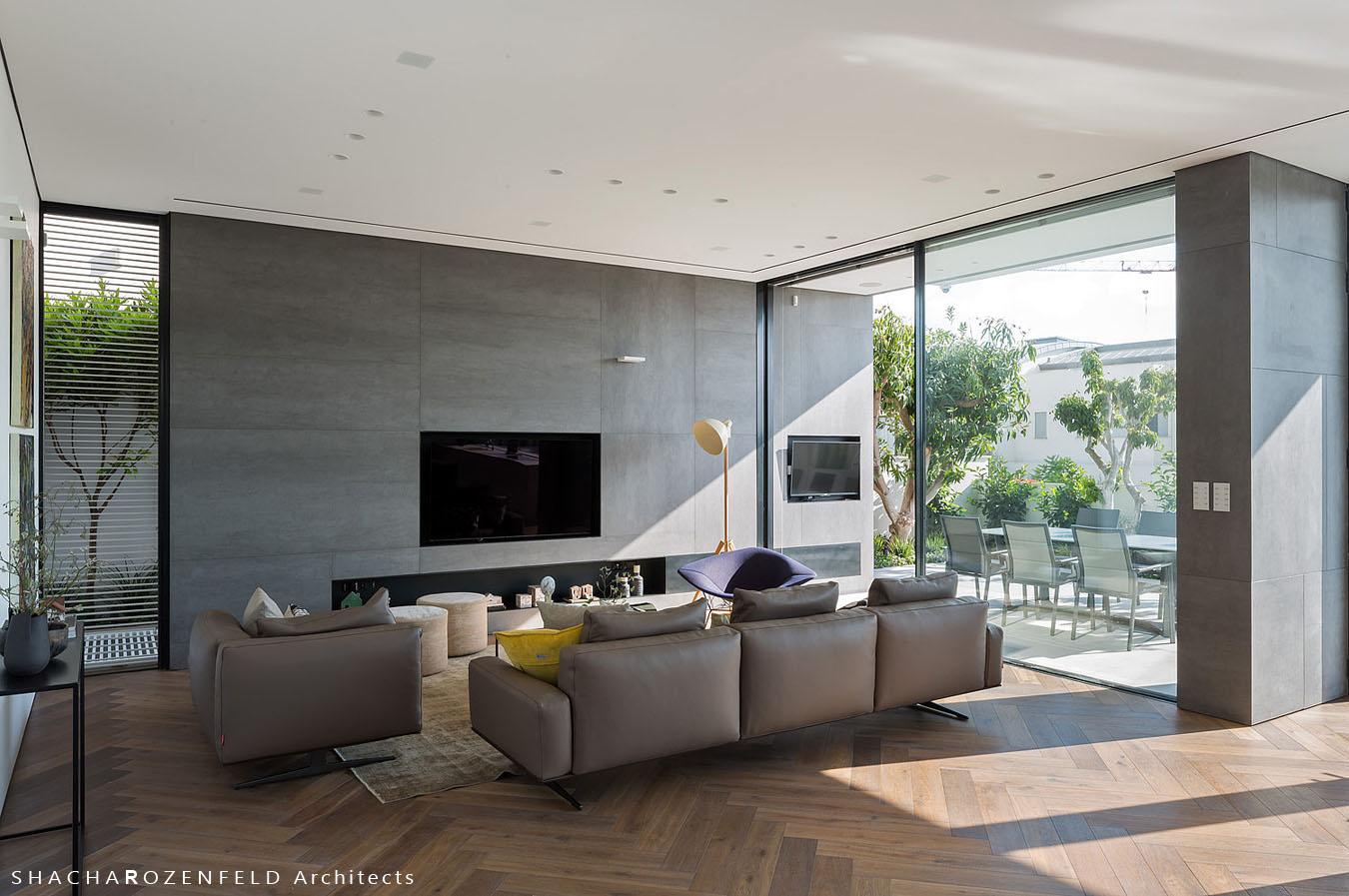 7a00dbd7-3d8e-49fc-9c19-fd8c116e57c7