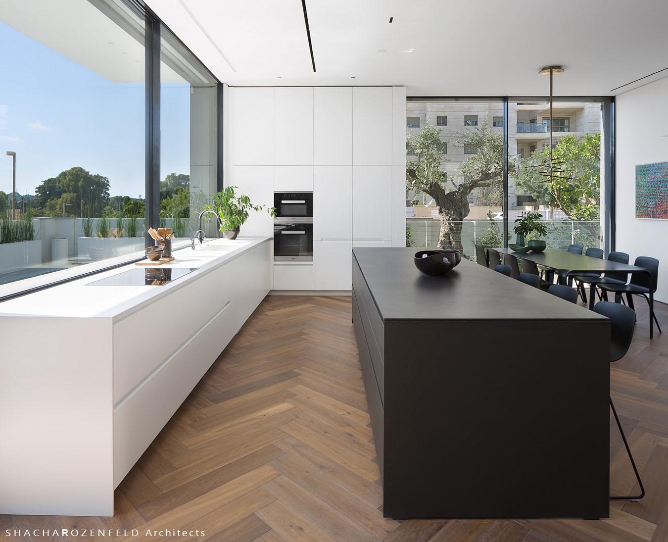 7d4b4219-0fc6-4aee-bd80-4d0c0d3dd59e