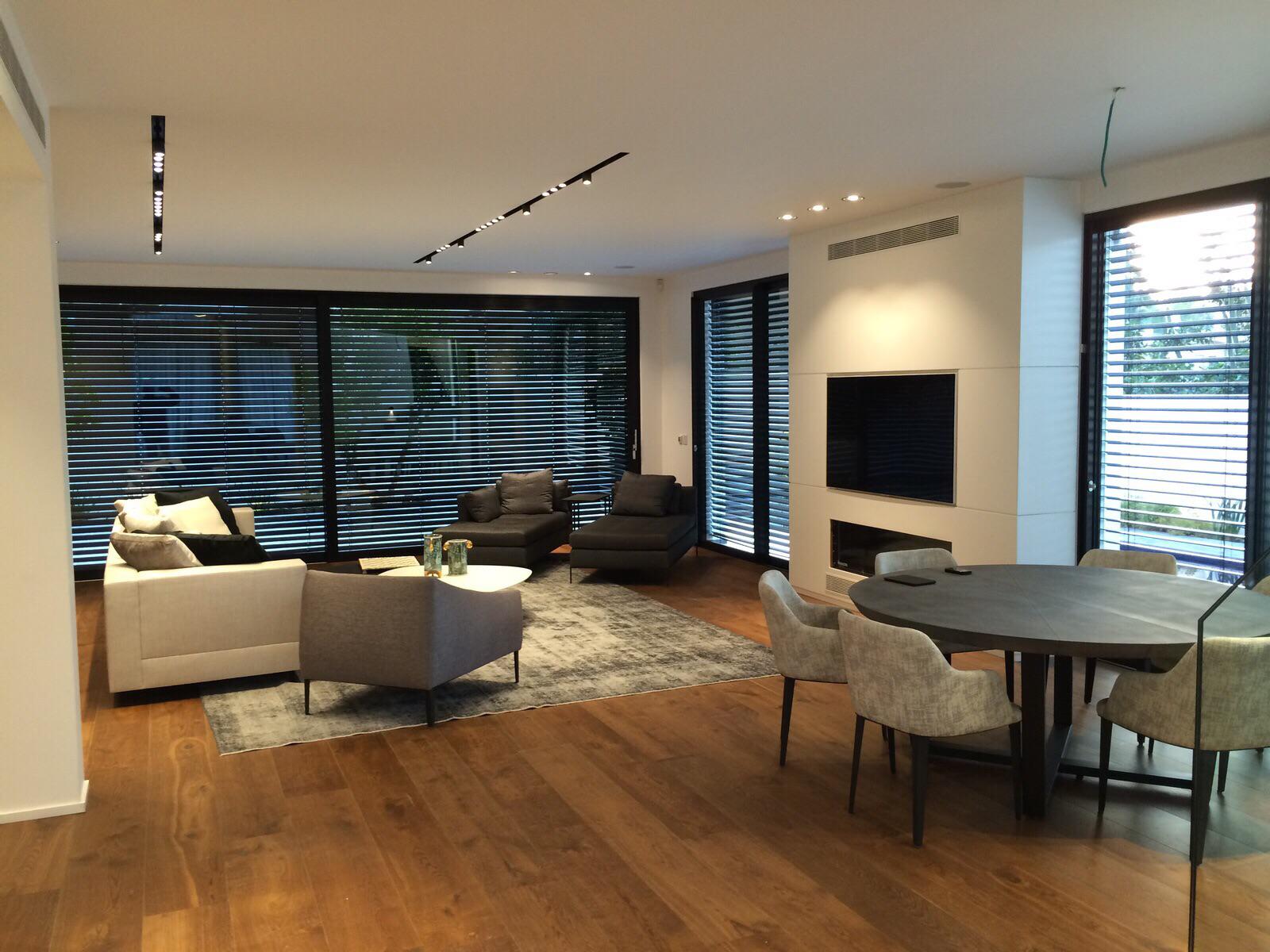 8e9219e0-afa3-4ce9-b1cb-03443bd7860f