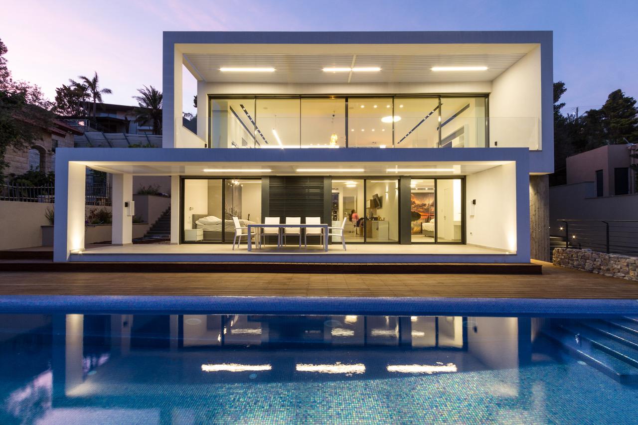 c43fb67b-6452-475b-853d-709e7bd50aea