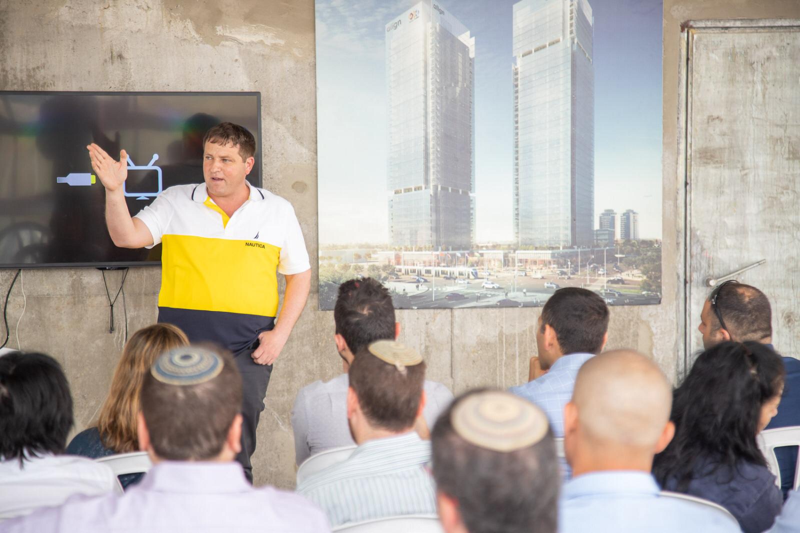 WhatsApp Image 2019-05-06 at 17.03.18 (1)