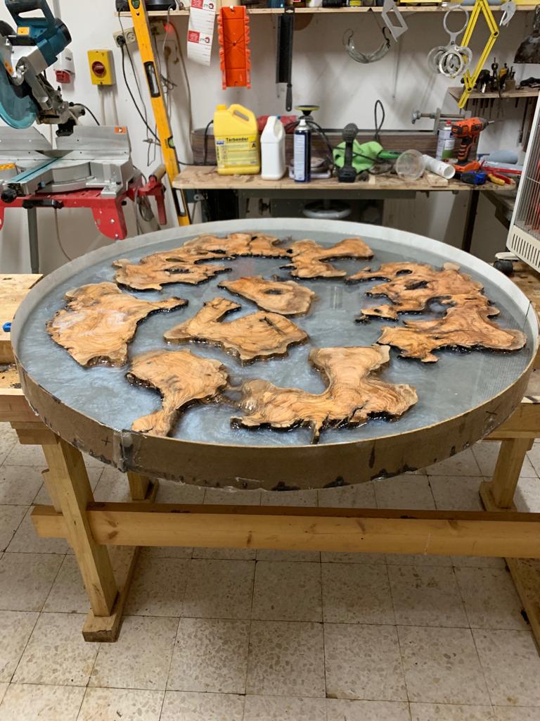 9a42fa79-2e03-43b6-9e21-26834e75c310